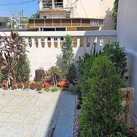 Fluffy 3 Bedroom & Cozy Home Skytrain View @Bkk